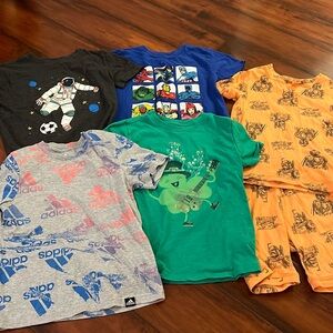 ⚽️Bundles of T-shirts for Boys⚽️